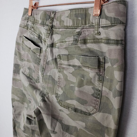 Democracy Jeans Pants Ab Technology Studded Ankle Camo Stretch Cargo size 10 - Picture 9 of 10